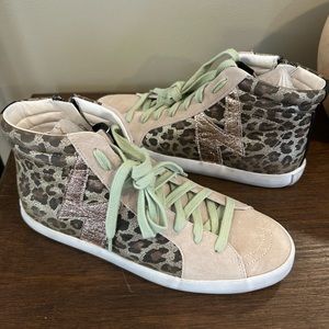 Sam Edelman Avon leaped high tops size 7 NEW
